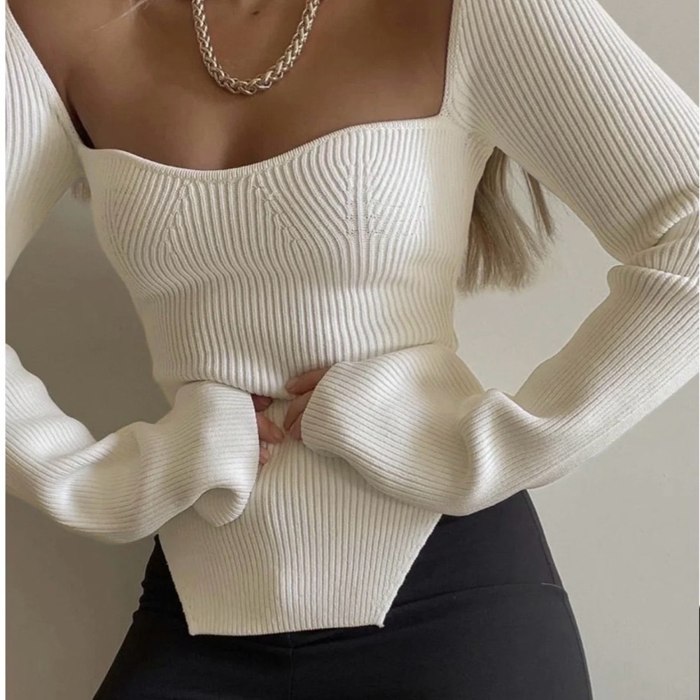 Sweetheart Neck Ivory Ribbed Knit Sweater size M